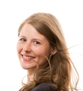 Großmeisterin Melanie Lubbe nimmt es mit 24 Spieler*innen auf